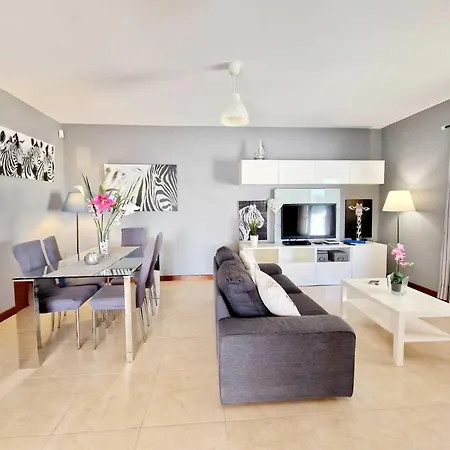 Casa Daniela En * Коста-Тегисе